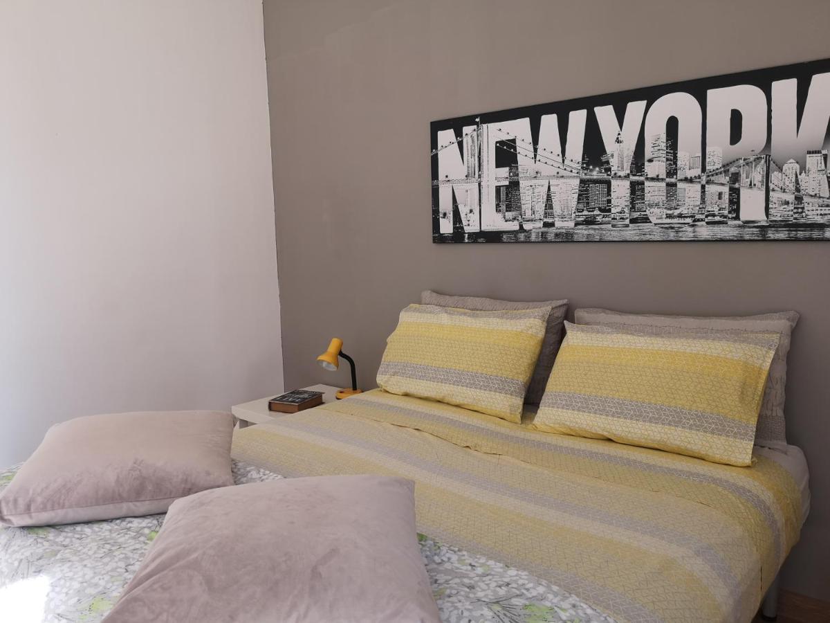 Ferienwohnung Casadei24 Guidonia Exterior foto