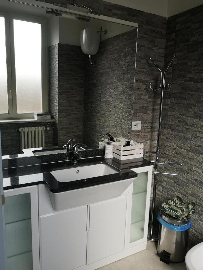 Ferienwohnung Casadei24 Guidonia Exterior foto