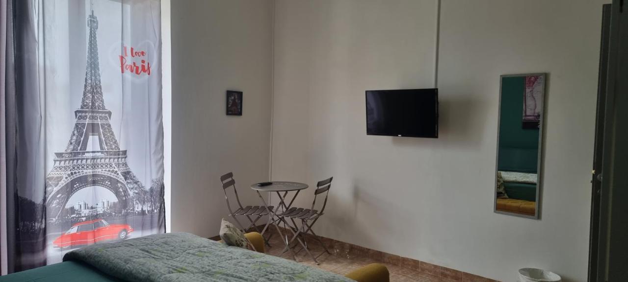 Ferienwohnung Casadei24 Guidonia Exterior foto