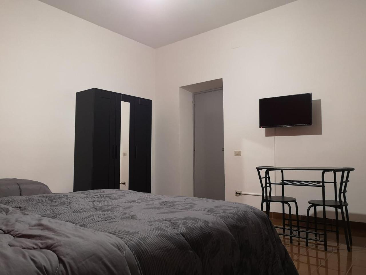 Ferienwohnung Casadei24 Guidonia Exterior foto